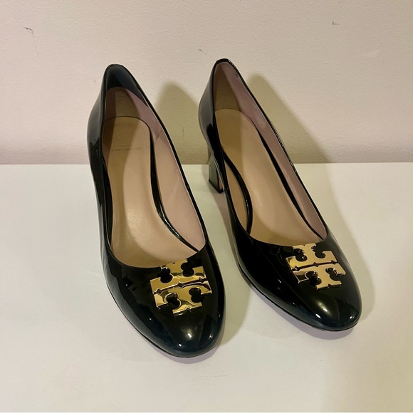 Luxury Minimalist Tory Burch Raleigh 70MM Patent Leather Pump/Shoe - Picture 5 of 9